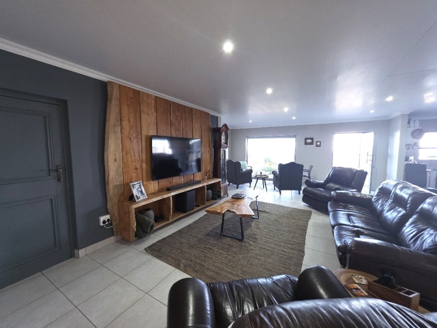 3 Bedroom Property for Sale in Dana Bay Western Cape